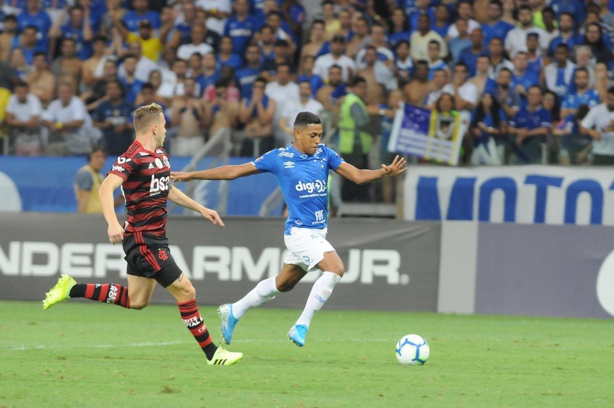 Cruzeiro e Flamengo se enfrentaram pela 20 rodada do Campeonato Brasileiro