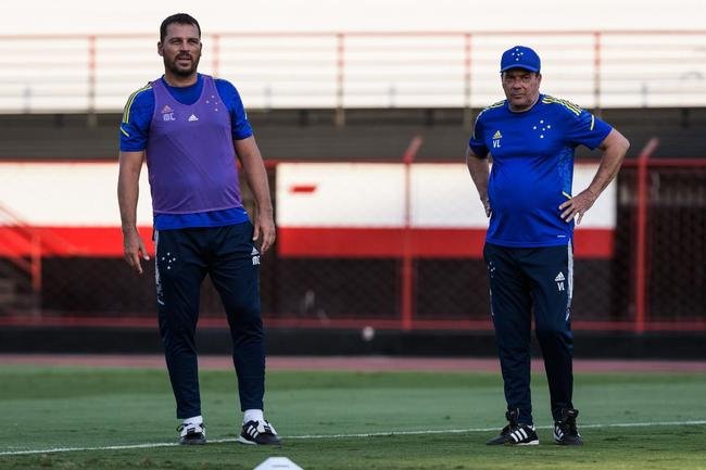 Com atividade no est�dio Ant�nio Accioly, do Atl�tico-GO, o Cruzeiro encerrou a prepara��o para enfrentar o Goi�s, pela 22� rodada da S�rie B. A partida est� marcada para 21h30 desta ter�a-feira, na Serrinha, em Goi�nia.