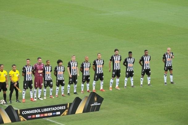 Fotos do duelo entre Atltico e Cerro Porteo, no Mineiro, pelo Grupo E da Copa Libertadores