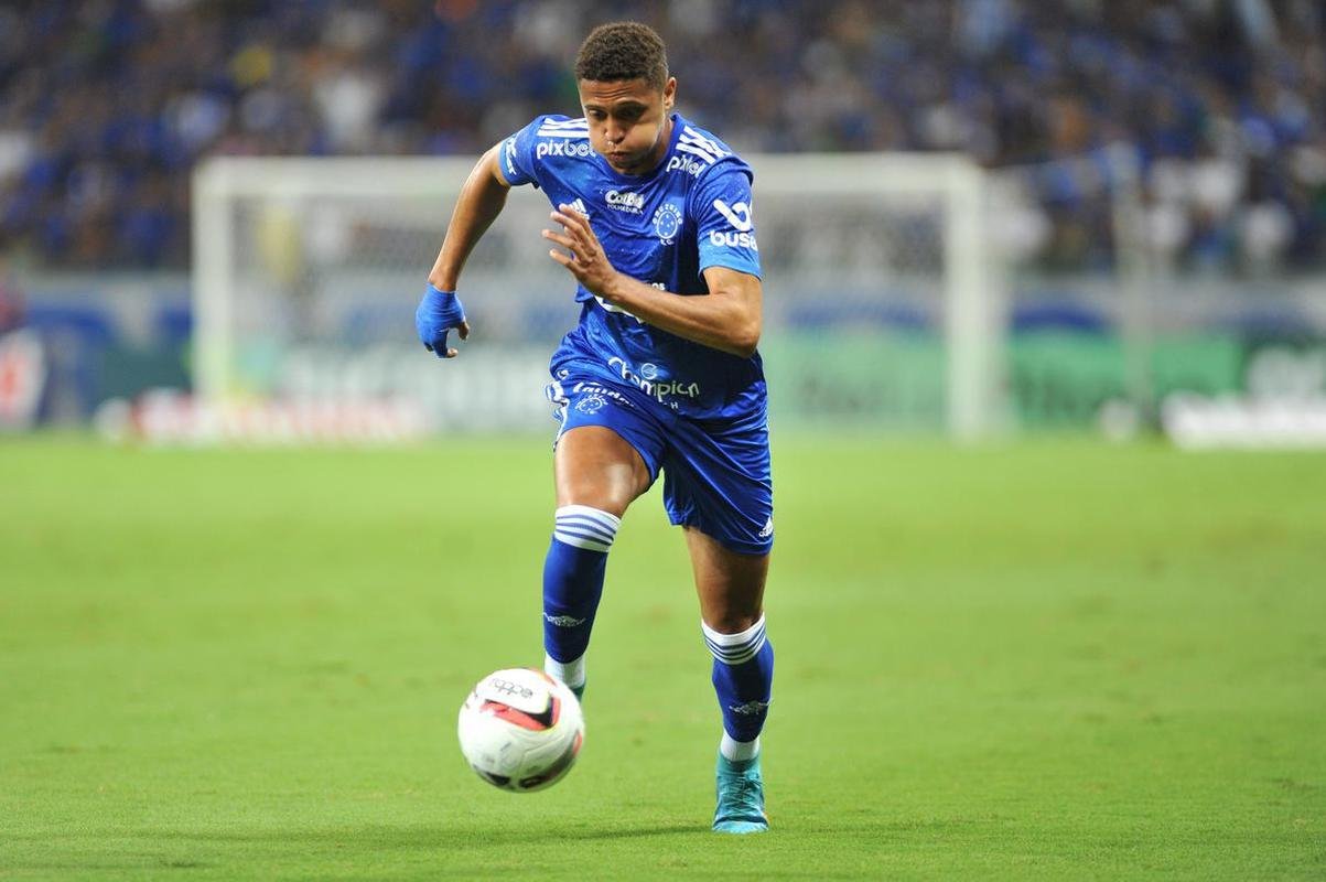 Fotos do jogo entre Cruzeiro e Brusque, no Mineiro, em Belo Horizonte, pela segunda rodada da Srie B do Campeonato Brasileiro