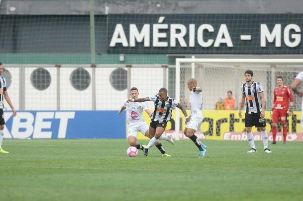Atltico bateu o Santos na estreia de Vagner Mancini em Belo Horizonte