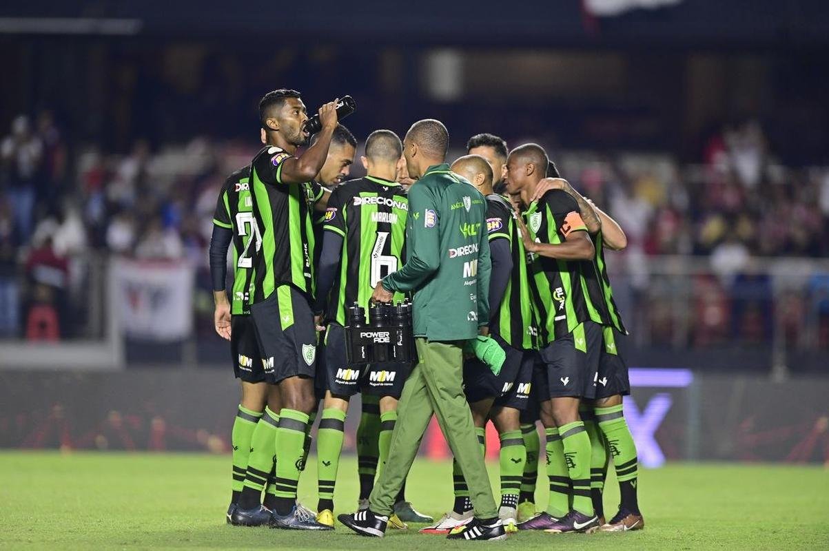 So Paulo e Amrica se enfrentaram neste sbado (22/4), no Morumbi, pela segunda rodada do Campeonato Brasileiro de 2023