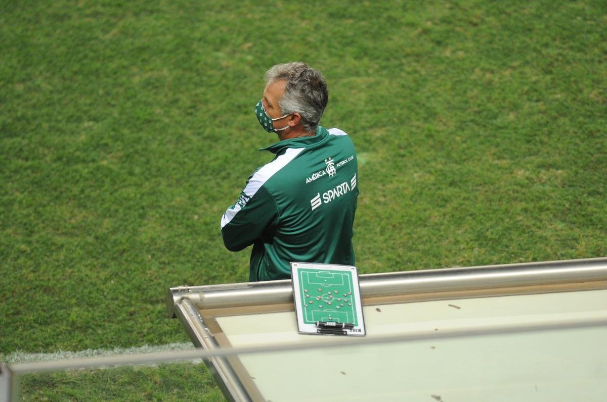 Fotos do jogo entre Amrica e Juventude, no Independncia, em Belo Horizonte, pela 23 rodada da Srie B do Campeonato Brasileiro