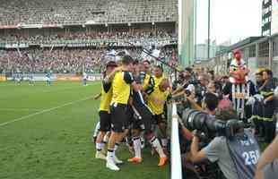 Fotos do primeiro tempo de Atltico e Cruzeiro, no Independncia, pela final do Mineiro
