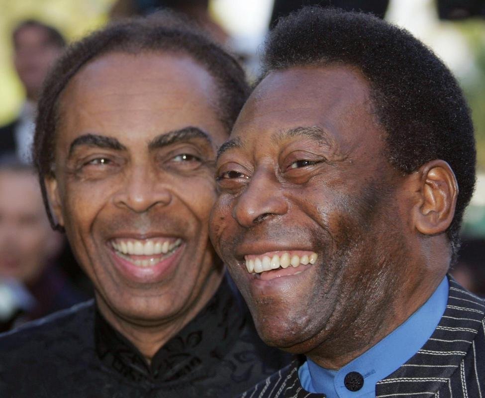 18/05/2005 - Pel com o cantor Gilberto Gil