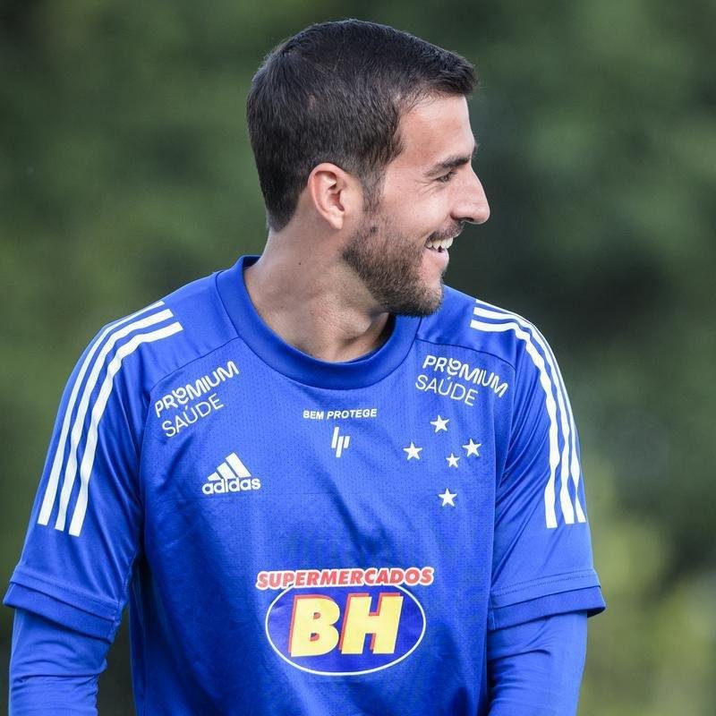 Fotos do treino do Cruzeiro desta quinta-feira, 19/11, na Toca da Raposa II