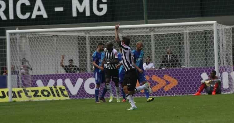 Imagens de Atltico x Ponte Preta, no Independncia