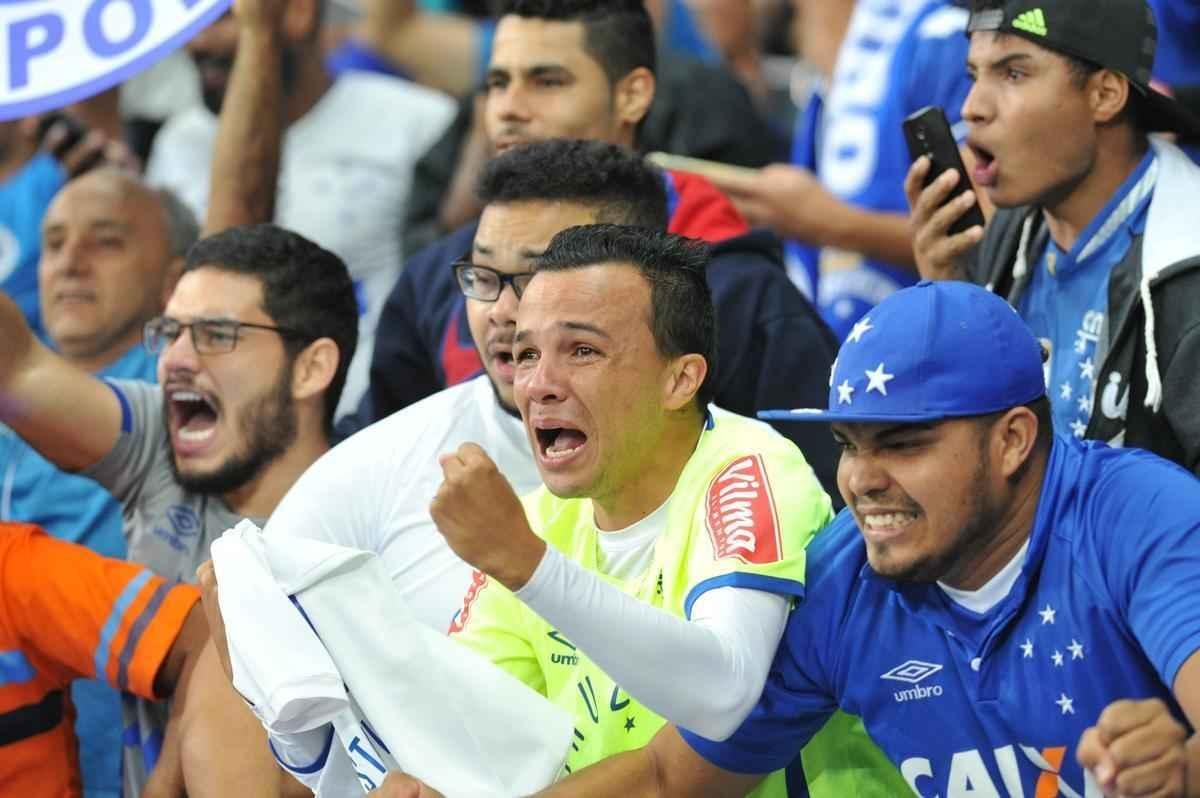 Cruzeiro venceu pnaltis com gols de Rafael Sobis, Raniel e Thiago Neves; Fbio pegou pnalti de Luan