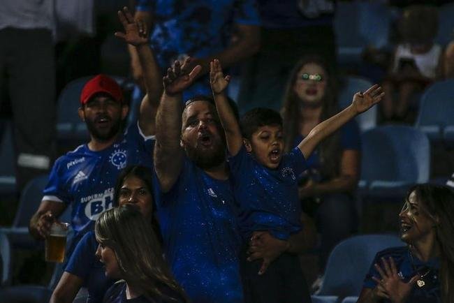 Sampaio Corra x Cruzeiro, no estdio Castelo, em So Lus-MA, pela 27 rodada da Srie B do Campeonato Brasileiro