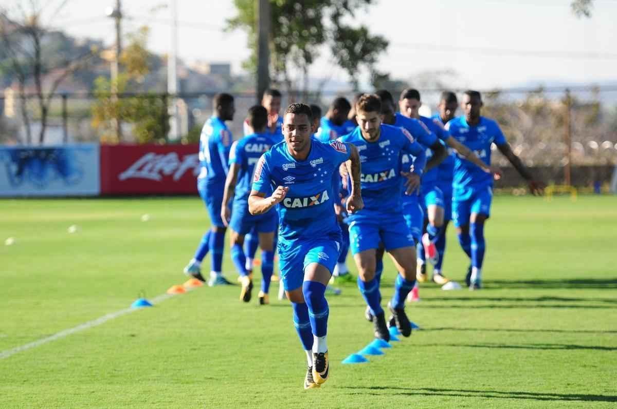 Fotos do ltimo treino do Cruzeiro antes do jogo contra o Grmio pela Primeira Liga (Gladyston Rodrigues/EM D.A Press)