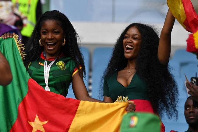 Pela primeira do Grupo G da Copa do Mundo, Sua e Camares duelam no Estdio Al-Janoub, em Al-Wakrah