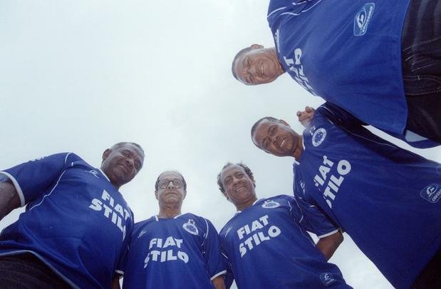 Imagens do ex-jogador do Cruzeiro Zé Carlos