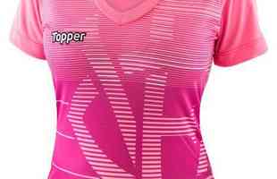 A camisa Outubro Rosa do Esporte Clube Vitria  inspirada no escudo do clube, representado em sublimao total com efeito degrad de listras.