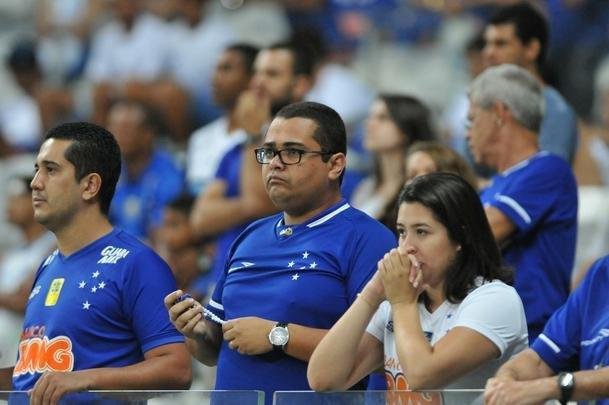Cruzeiro e Atltico-PR jogaram no Mineiro pela terceira rodada do Grupo C da Primeira Liga
