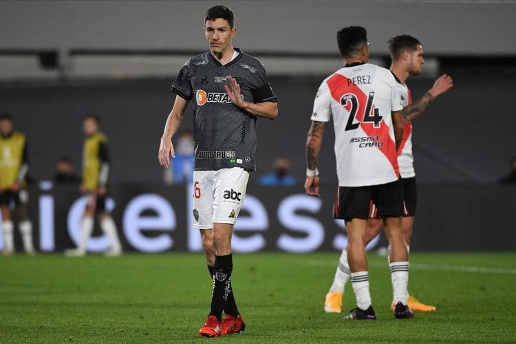 Depois de assistência de Hulk, Nacho marcou o gol do Atlético sobre o River Plate, no Monumental de Núñez, pela Libertadores