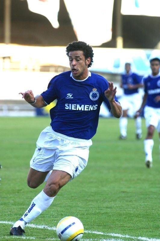 Fred em ao pelo Cruzeiro entre 2004 e 2005
