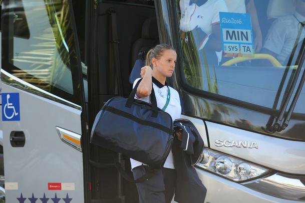 Jogadoras treinaram na Toca da Raposa II antes na estreia no Mineiro, marcada para quarta