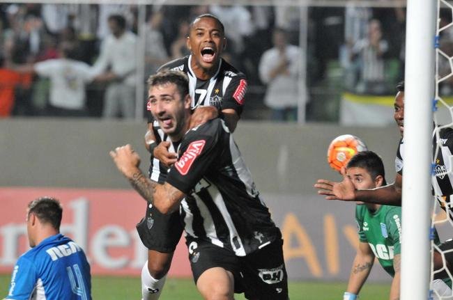 2016 - Atltico 2 x 1 Racing - Independncia - oitavas de final; Galo classificado