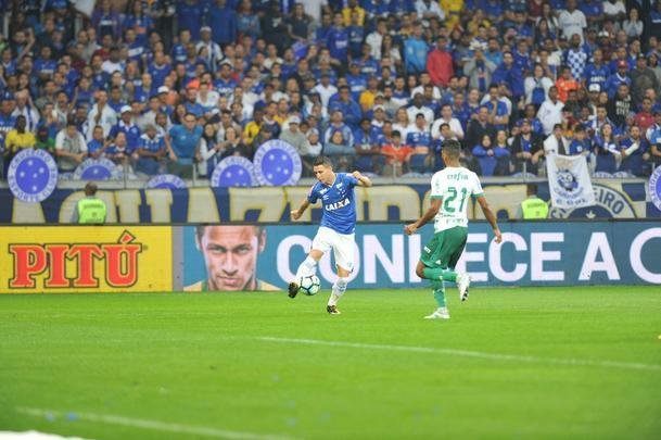 Imagens do jogo entre Cruzeiro e Palmeiras, pelas quartas de final da Copa do Brasil, no Mineiro