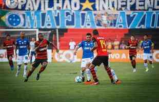 Fotos de Sport x Cruzeiro, na Ilha do Retiro, pela 24 rodada do Campeonato Brasileiro