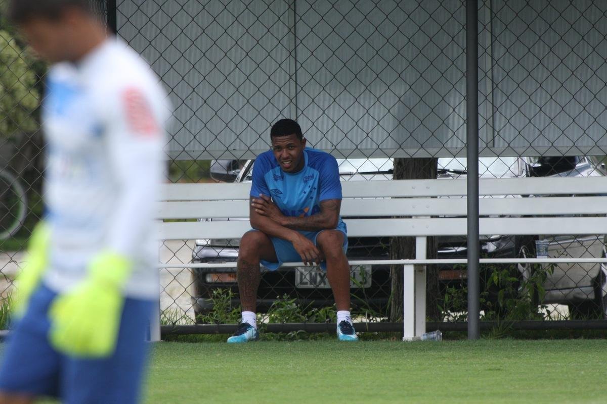 Imagens do treino do Cruzeiro nesta segunda-feira, 19 de fevereiro, na Toca da Raposa II