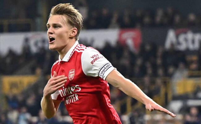 Arsenal venceu os Wolves com dois gols de Odegaard