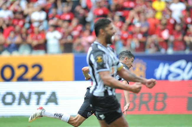 Nacho abriu o placar para o Atltico na final da Supercopa: 1 a 0