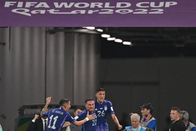 Alexis Mac Allister marcou o primeiro gol da Argentina sobre a Polnia no Estdio 974, em duelo pelo Grupo C da Copa do Mundo