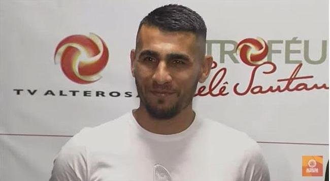 Junior Alonso, zagueiro do Atltico