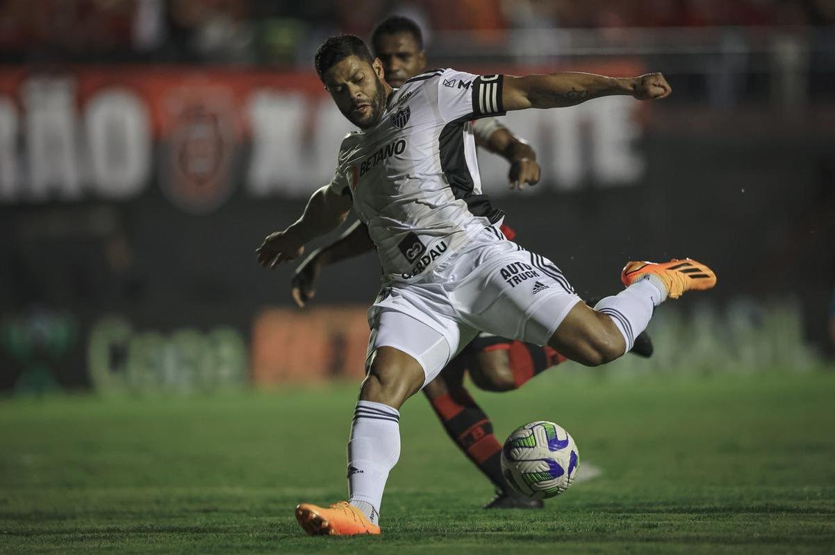 Nesta quarta-feira (26/4), o Atltico visitou o Brasil de Pelotas no Estdio Bento de Freitas, em Pelotas, pela terceira fase da Copa do Brasil.