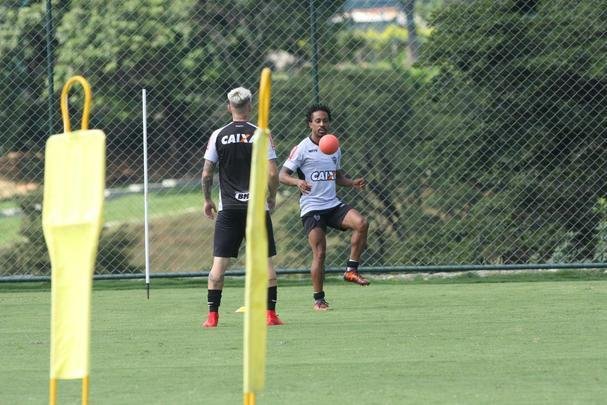 Imagens do treino do Atltico