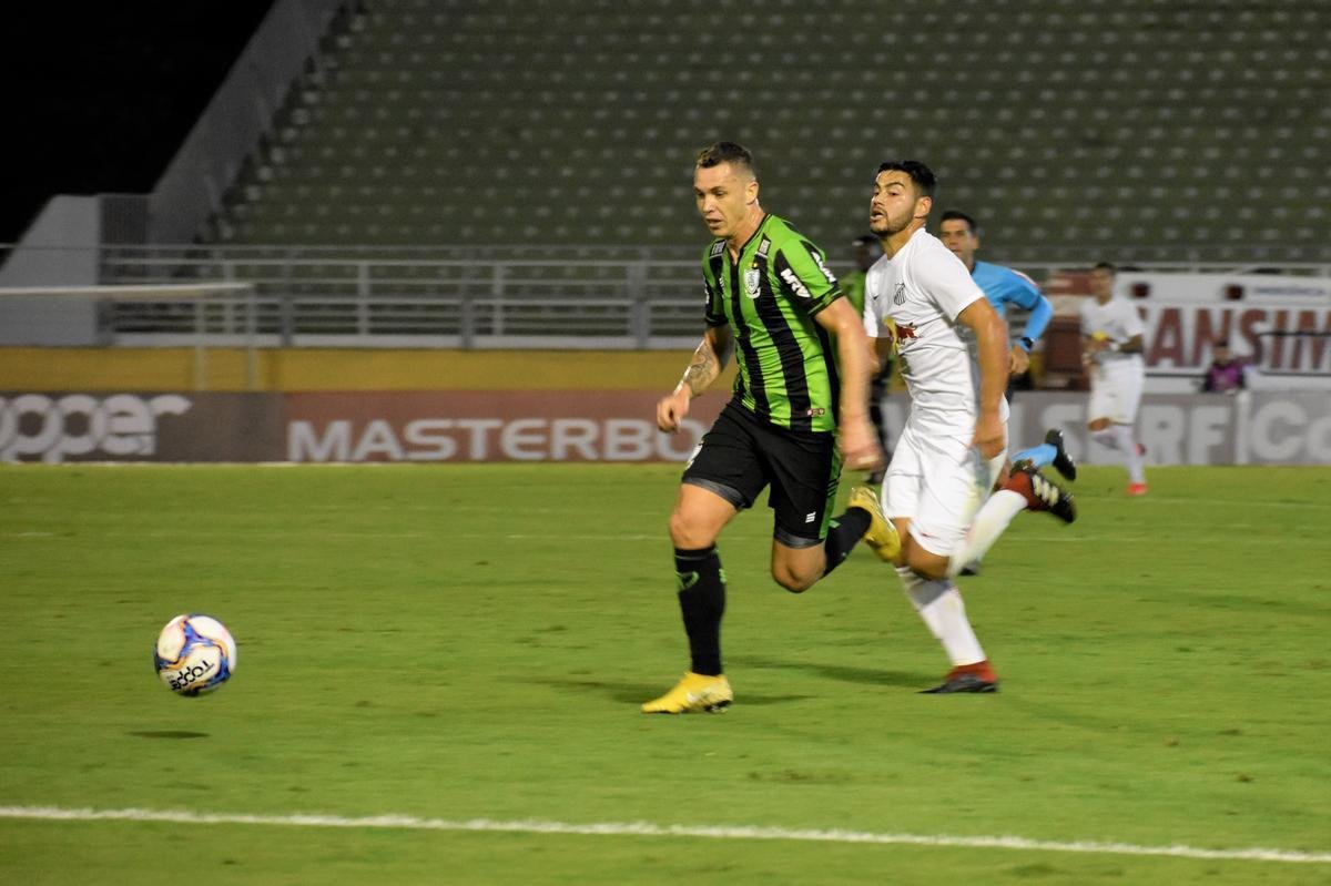 Amrica foi batido pelo Bragantino e sofreu a sexta derrota na Srie B