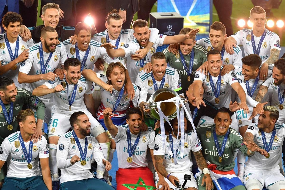 Festa do Real Madrid com a conquista da 13 Liga dos Campees, a terceira de forma seguida