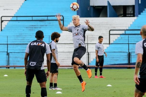 Fotos do treino do Atltico, no El Cilindro