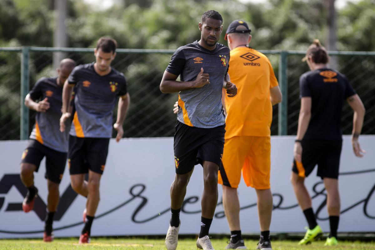 Nesta quinta-feira, sob o comando do treinador Daniel Paulista, Sport realizou primeiro trabalho ttico aps retorno s atividades