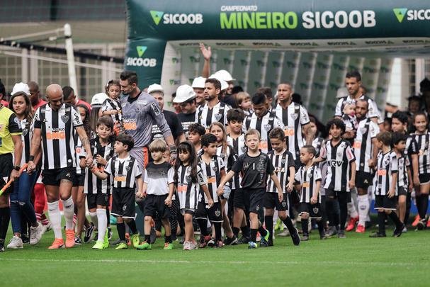 Veja fotos da goleada do Atlético por 5 a 0 sobre o Tupynambás
