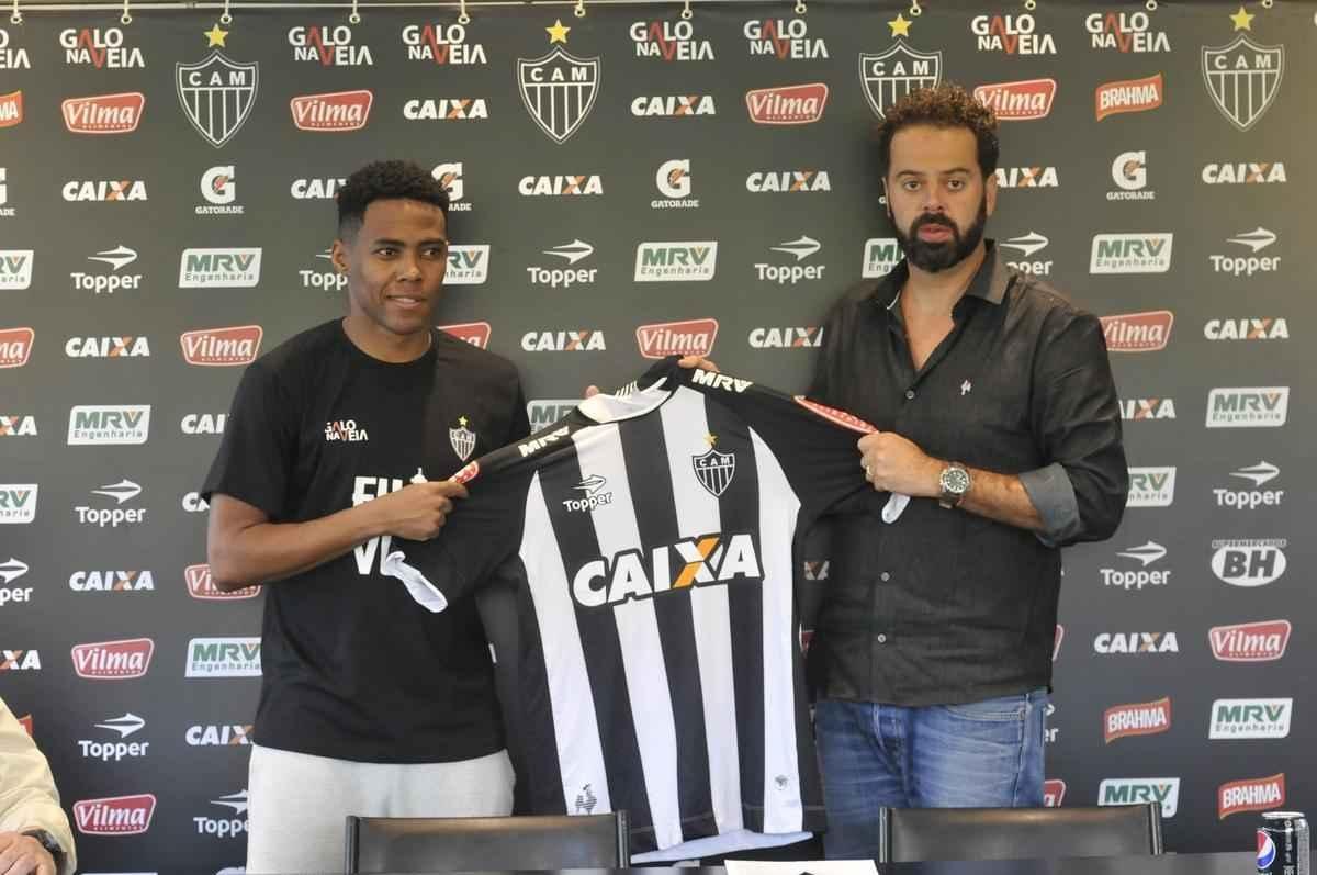 Elias foi apresentado no Galo e admitiu sonho de conquistar a Libertadores e de ir  Copa de 2018