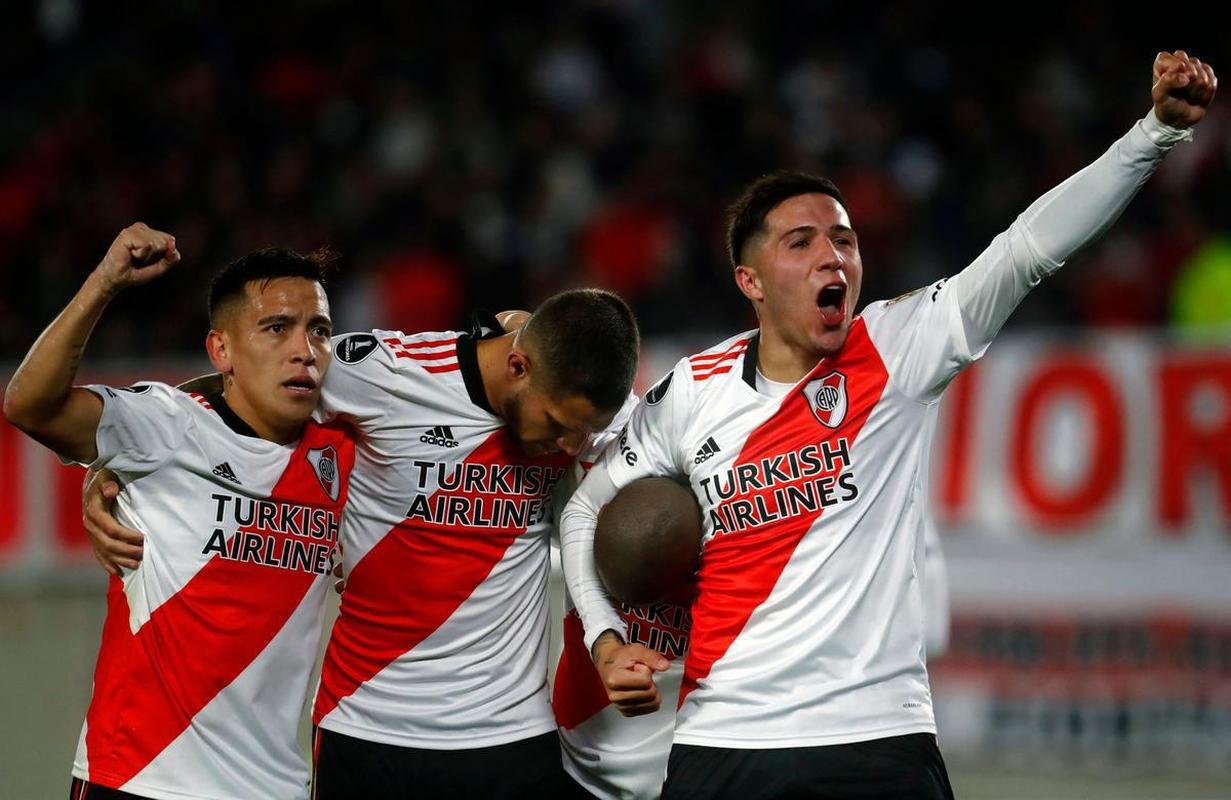 4 - River Plate (3,15 milhes) 
