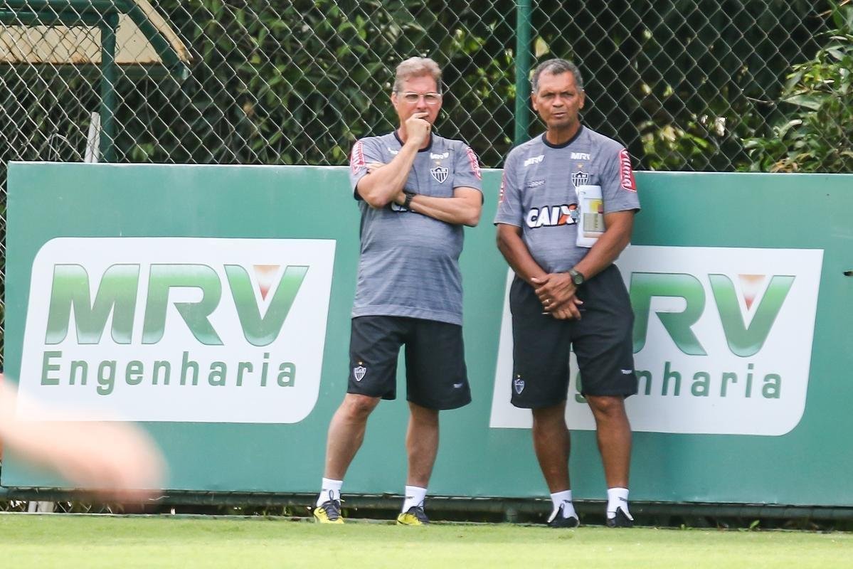 Imagens do jogo-treino do Atltico com o Guarani de Divinpolis