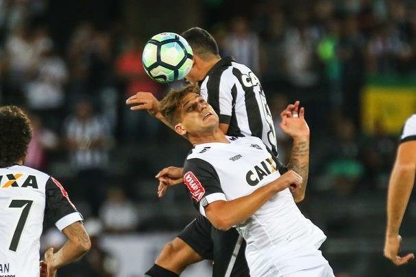 Atlético e Botafogo duelaram no Estádio Nilton Santos pelas quartas de final da Copa do Brasil