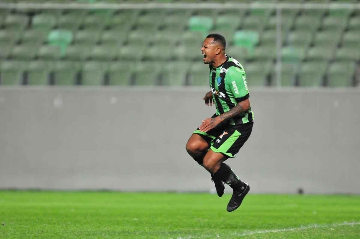 Amrica e Figueirense se enfrentaram, no Independncia, pela 16 rodada da Srie B do Brasileiro