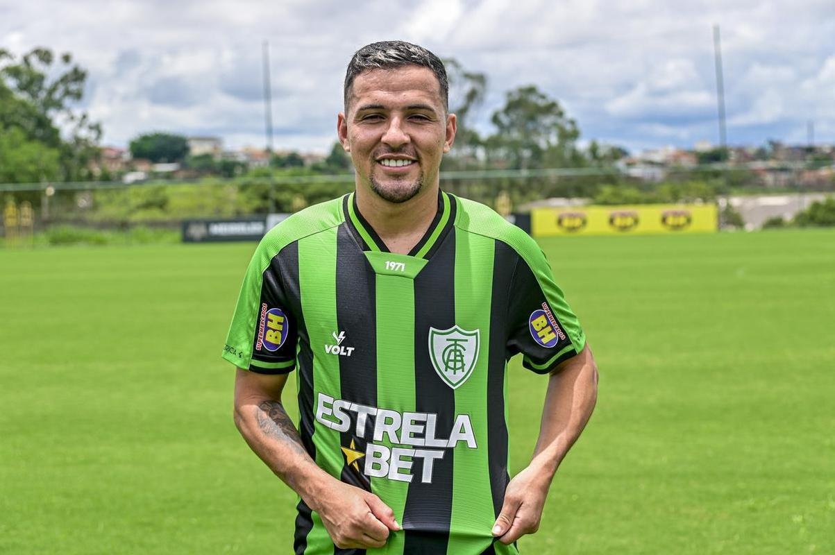 Dad Belmonte foi apresentado pelo Amrica neste sbado (7/1), no Lanna Drumond, e concedeu entrevista coletiva