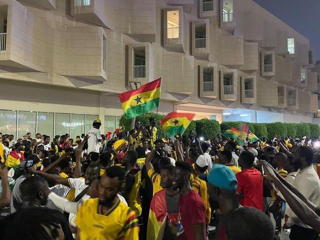 A animada torcida de Gana em Doha, no Catar