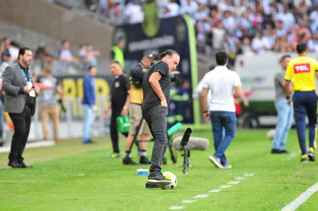 Fotos do jogo entre Atlético e Goiás, no Mineirão, em Belo Horizonte, pela 23ª rodada da Série A do Brasileiro