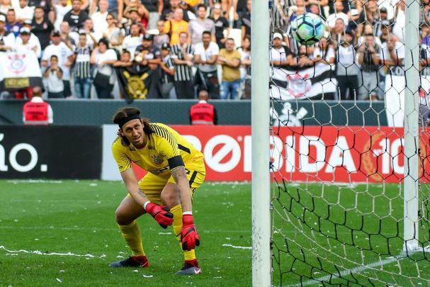 Galo empatou com Corinthians por 2 a 2, em Itaquera, e ficou mais distante da Copa Libertadores