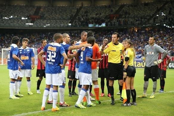 Cruzeiro foi prejudicado com um gol legal anulado