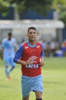 Com gols de Judivan e Rafael Sobis, Cruzeiro venceu Betinense por 2 a 0 em jogo-treino