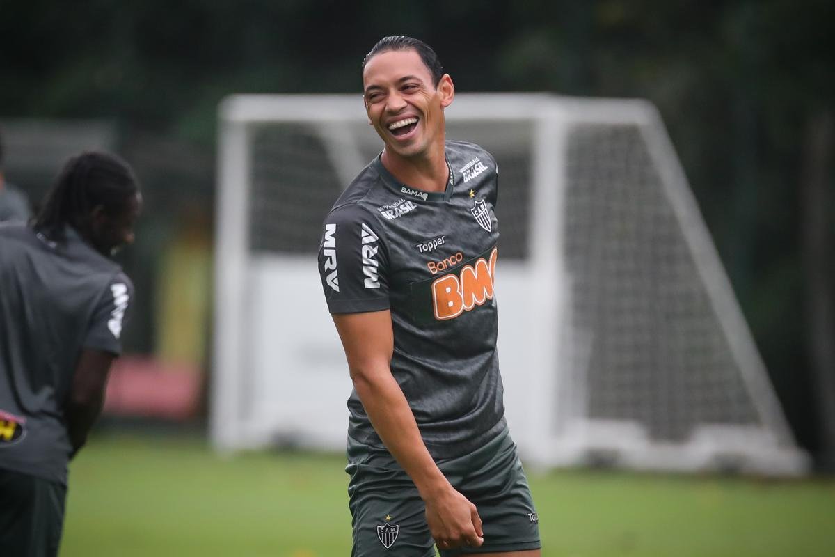 Jogadores do Atltico treinaram nesta tera-feira, vspera do jogo com o Defensor