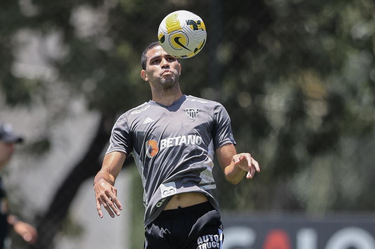 Fotos do treino do Atltico, que teve Hulk em campo 