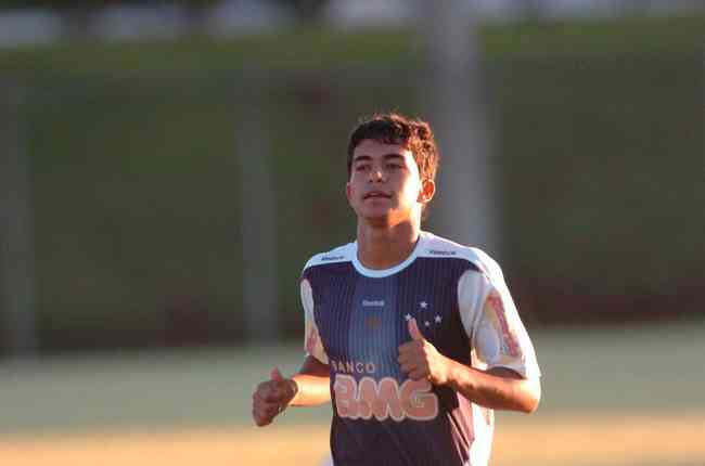 Forward Dudu was in the basic categories of Cruzeiro from 2005 until